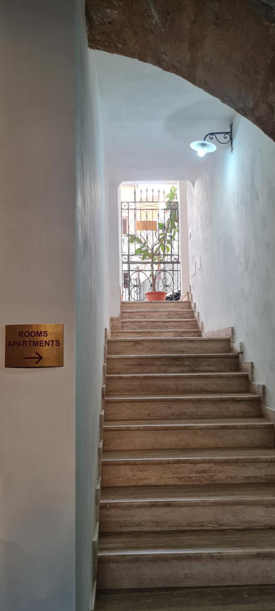 Il Museo Di Teresa Piazza Del Teatro Centrale Agrigento Exterior foto
